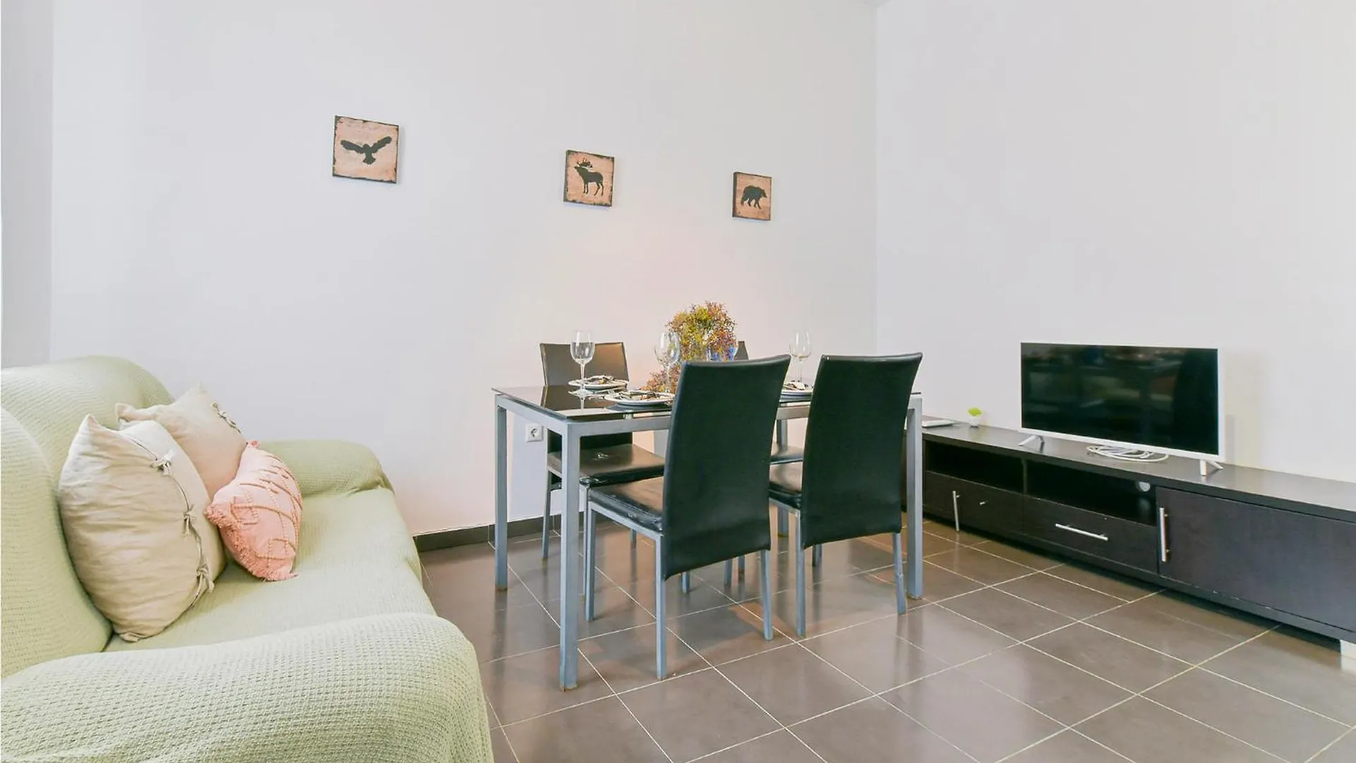 Awesome Home In El Coronil With Wifi Holiday home